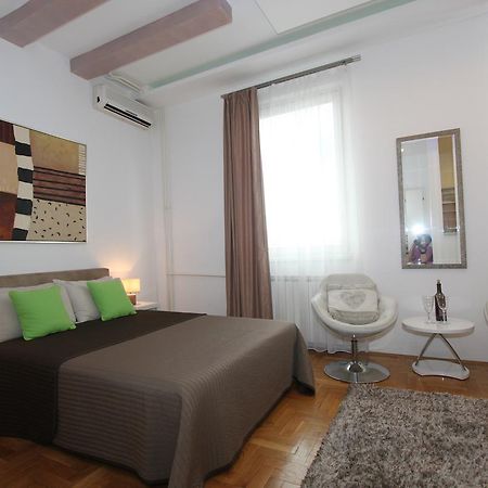 New Belgrade Apartment In Экстерьер фото